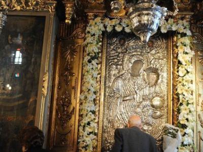 Παναγία του Πέραν, η Δέσποινα των Ρωμιών της&nbsp;Πόλης