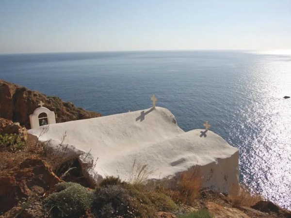 Ιερά προσκυνήματα του Αγίου Αντωνίου στον νησιωτικό&nbsp;χώρο
