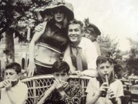 Κι όταν γελάει, ο κόσμος μου&nbsp;γελά!