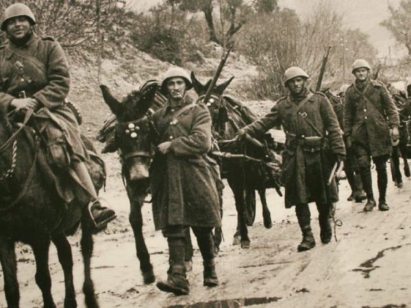 Η πορεία προς το μέτωπο (Οδυσσέας&nbsp;Ελύτης)