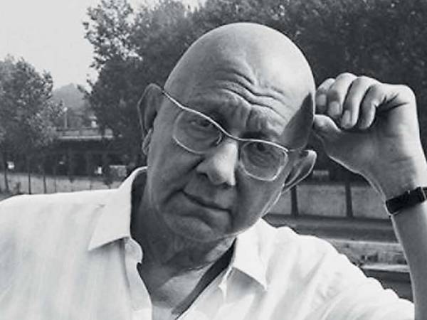 Κορνήλιος Καστοριάδης: Ακόμα και οι τοίχοι της πόλης εκπαιδεύουν τους&nbsp;ανθρώπους