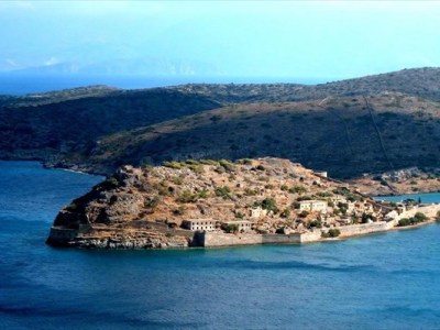 Φωτίζεται ο εμβληματικός χώρος της&nbsp;Σπιναλόγκας