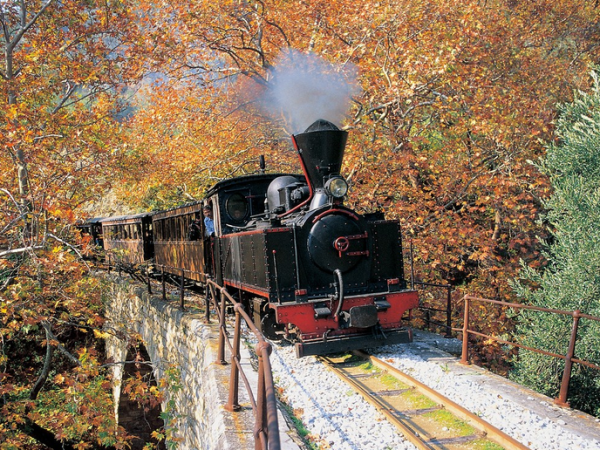 Παραμυθένια βόλτα με το τρενάκι του&nbsp;Πηλίου!