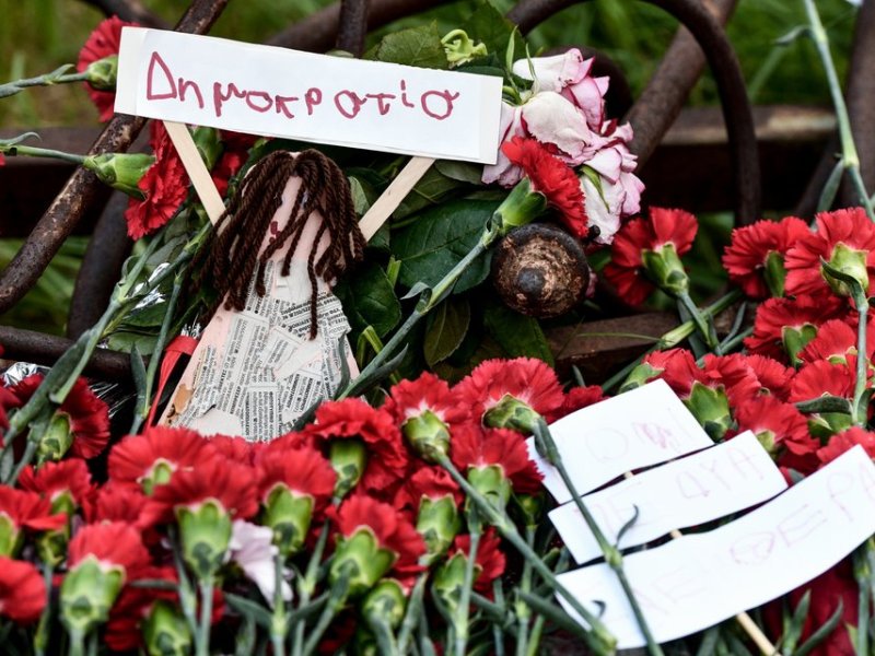 Και πού σοκάκι να τραγουδήσεις…