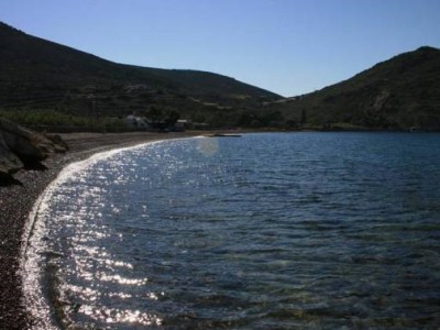 Άσπρη πετρούλα του γιαλού (Στρατής&nbsp;Μυριβήλης)