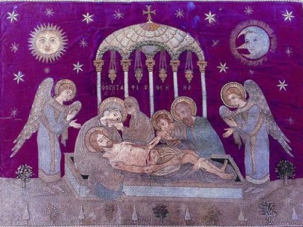 Ο στολισμός του&nbsp;Επιταφίου