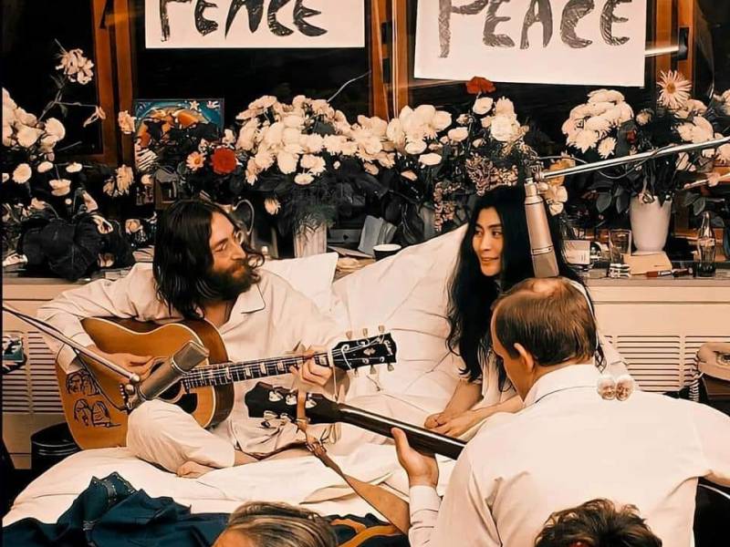 Give peace a chance: Ένα κρεβάτι για δυο και ένα τραγούδι για την παγκόσμια&nbsp;ειρήνη